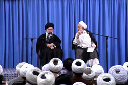 Leader highlights importance of Quran interpretation 