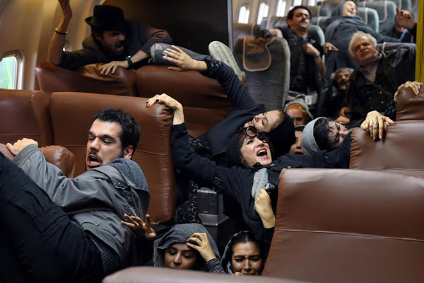 جدیدترین خبرها از فیلم کمال تبریزی/ هواپیما سقوط کرد