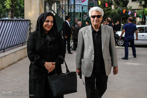 مراسم سومین روز درگذشت ناصر چشم آذر