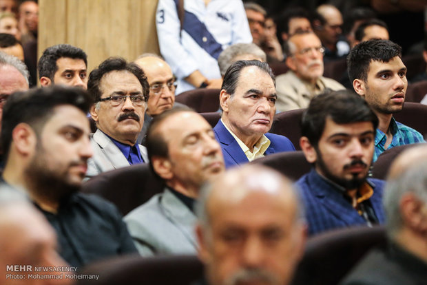 مراسم سومین روز درگذشت ناصر چشم آذر