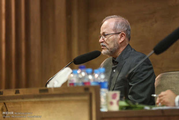 مراسم سومین روز درگذشت ناصر چشم آذر