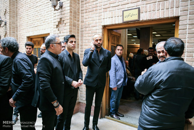 مراسم سومین روز درگذشت ناصر چشم آذر