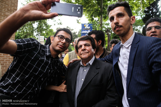 مراسم سومین روز درگذشت ناصر چشم آذر