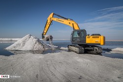 Salt mining in Lake Urmia: Opportunity vs. threat