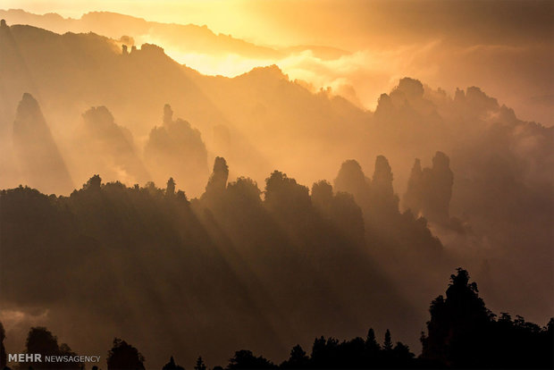 سفری به ژانگ جیاجی چین‎