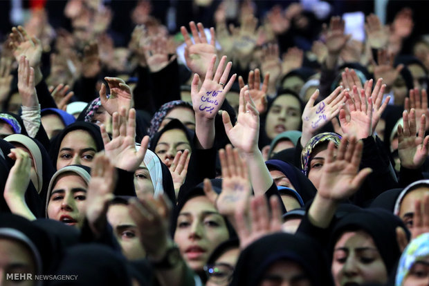 İnkılap Rehberi'nin bugünkü konuşmasından kareler