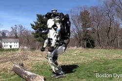تولید ربات مسیریاب خودکار که مثل انسان می دود