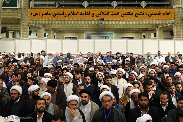 Leader receives participants at the International Congress on the Role of Shia in the Advent and Advancement of Islamic Sciences 