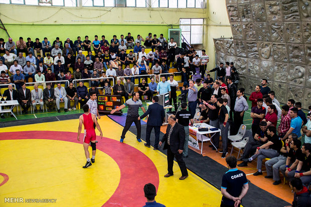 هشتمین دوره مسابقات کشتی آزاد جام برادران زهرایی