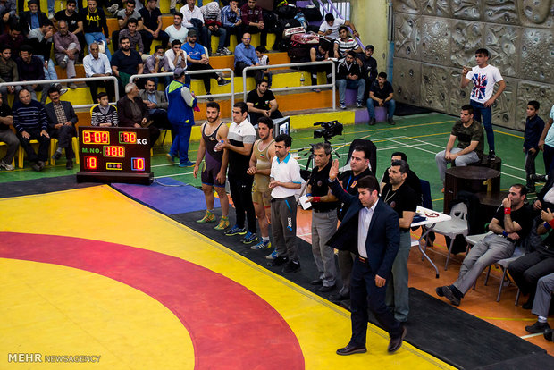 هشتمین دوره مسابقات کشتی آزاد جام برادران زهرایی