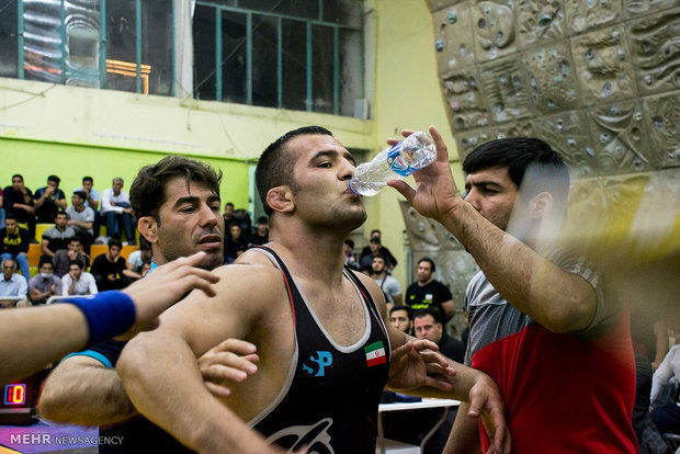 هشتمین دوره مسابقات کشتی آزاد جام برادران زهرایی