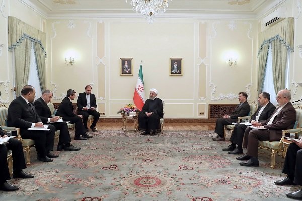 روحاني : الشركات الايرانية على استعداد لتقديم الخدمات الفنية والهندسية الى تركمانستان