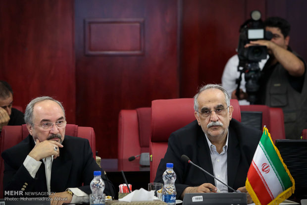 ایران اور بلغاریہ کے وزراء خزانہ کی ملاقات