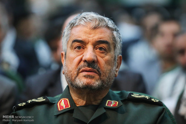 قائد الحرس الثوري: سننتقم من الأعداء ثأراً لدماء الشهداء المظلومين 
