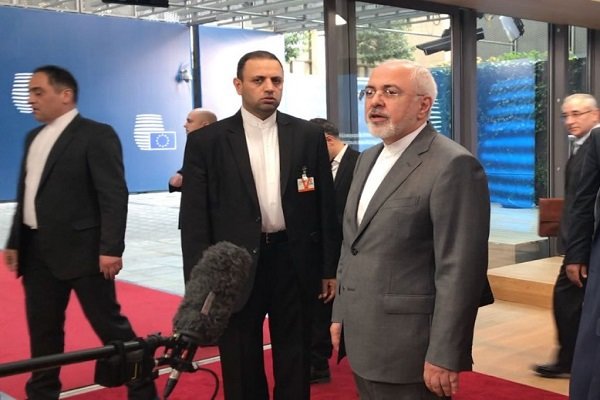 Zarif says talks with remaining parties to JCPOA on right track