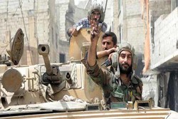 مقابله پدافند ارتش سوریه با پهپاد تروریست‌ها در «حماه»