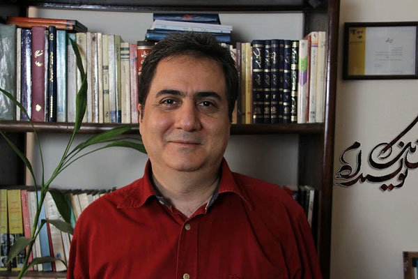 «من یک نویسنده ام» یک رمان نویس دیگر را معرفی می کند