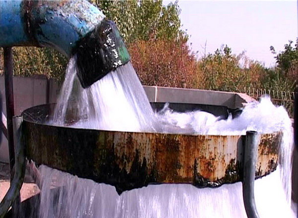 Iranian researchers design new seawater desalination machine 