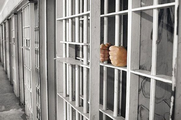 ایجادفضای امن در زندانها/۴۰۰۰زندانی آذربایجان غربی به مرخصی رفتند