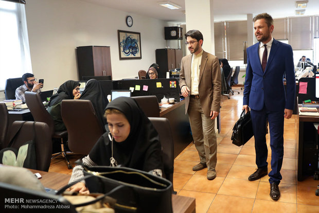 Polish amb. visits Mehr News HQ