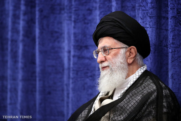 Heads of government branches, authorities meet with Ayatollah Khamenei