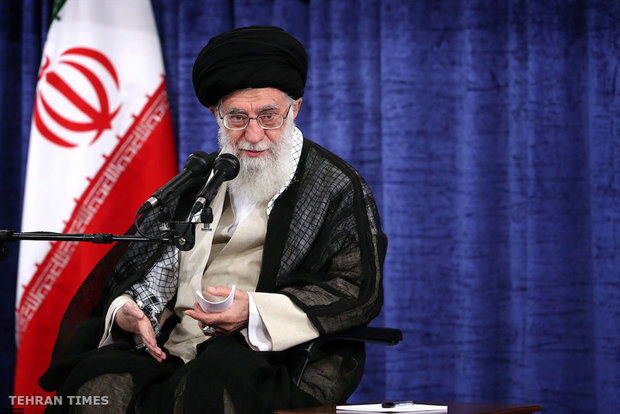 Heads of government branches, authorities meet with Ayatollah Khamenei