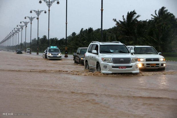 طوفان مکونو در عمان