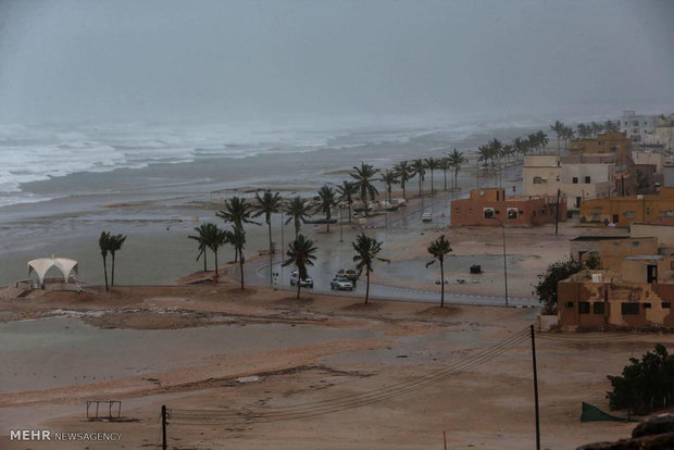 طوفان مکونو در عمان