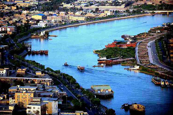 بالا آمدن کم سابقه میزان آب رودخانه کارون در خرمشهر