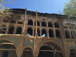 A view of Sarhang-Abad palace in Zavareh