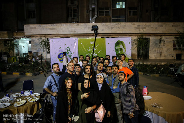 افطاری انجمن عکاسان انقلاب و دفاع مقدس