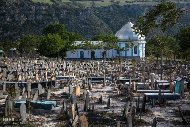 Sefid Chah cemetery