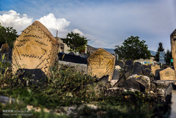 Sefid Chah cemetery