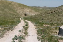 مسیر ورودی به زون امن منطقه باشگل تاکستان مسدود می شود