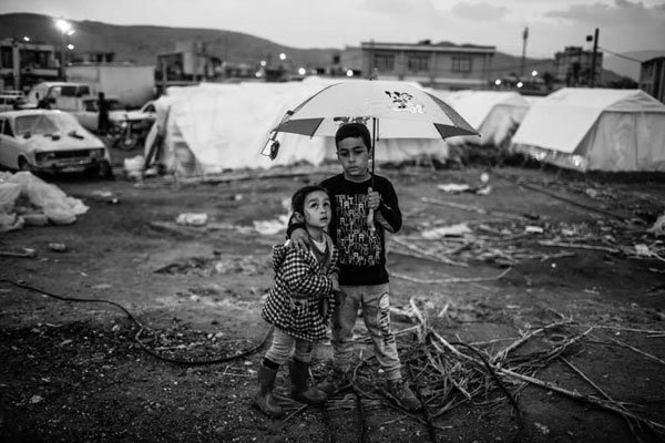 عکاس ایرانی در جشنواره لومیکس پذیرفته شد/ روایتی از ۳ زلزله
