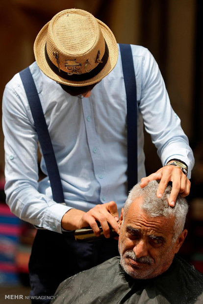 آرایشگر دوره گرد بیروتی‎