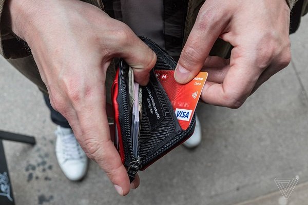 احراز هویت کارت بانکی با اثر انگشت به جای رمز