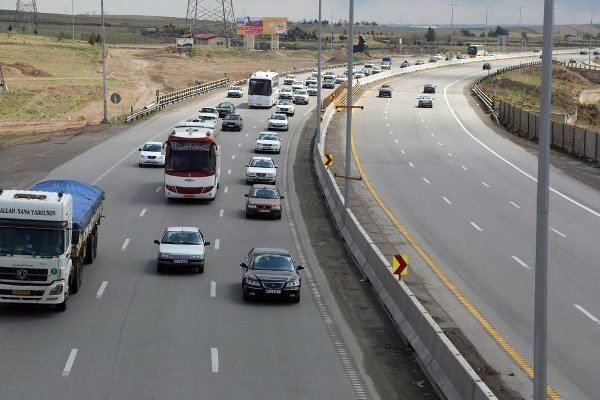 آخرین وضعیت جاده‌های کشور /ترافیک نیمه‌سنگین در جاده چالوس