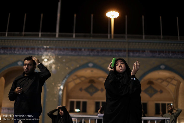 مراسم احیای شب بیست و یکم ماه رمضان در مصلی تهران
