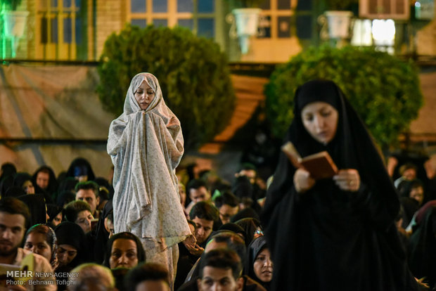 مراسم احياء ليلة 21 من رمضان المبارك في طهران  5