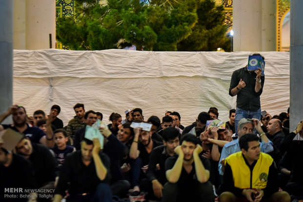مراسم احياء ليلة 21 من رمضان المبارك في طهران  5