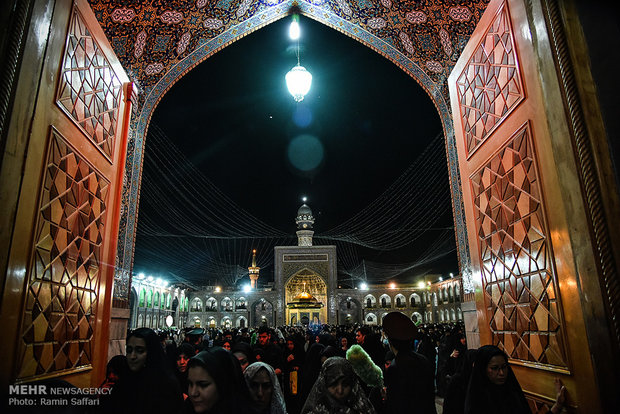 مراسم احیا شب بیست و یکم ماه رمضان در مشهد مقدس