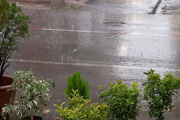 بارش شدید باران در گیلان/ جاری شدن سیل دور از انتظار نیست 