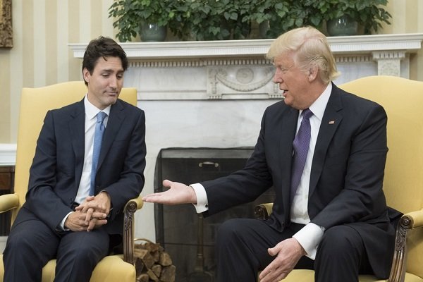 ترامپ خطاب به نخست‌وزیر کانادا: شما کاخ سفید را به آتش کشیدید!
