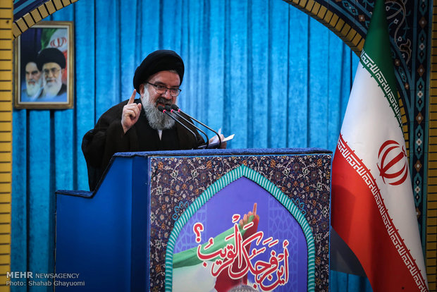 نمازجمعه تهران در روز جهانی قدس