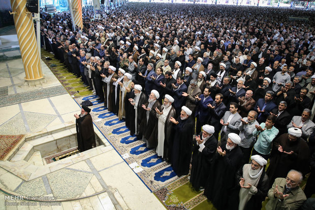 نمازجمعه تهران در روز جهانی قدس