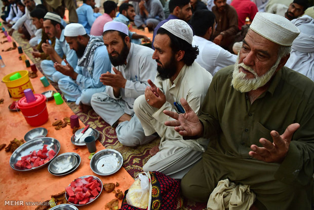 ماه رمضان در نقاط مختلف جهان