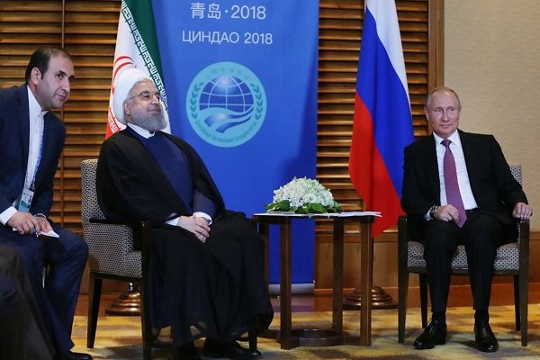 Ruhani ile Putin'den Çin'de önemli görüşme