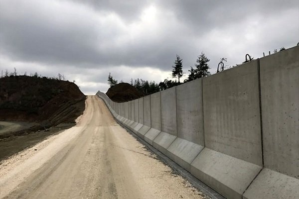 Turkey to begin another 43-km security wall on southern Iranian border  