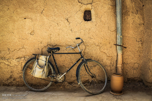 Lalejin, capital of Iran’s pottery 